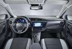 Toyota Auris Touring Sports Hybrid 2015 года